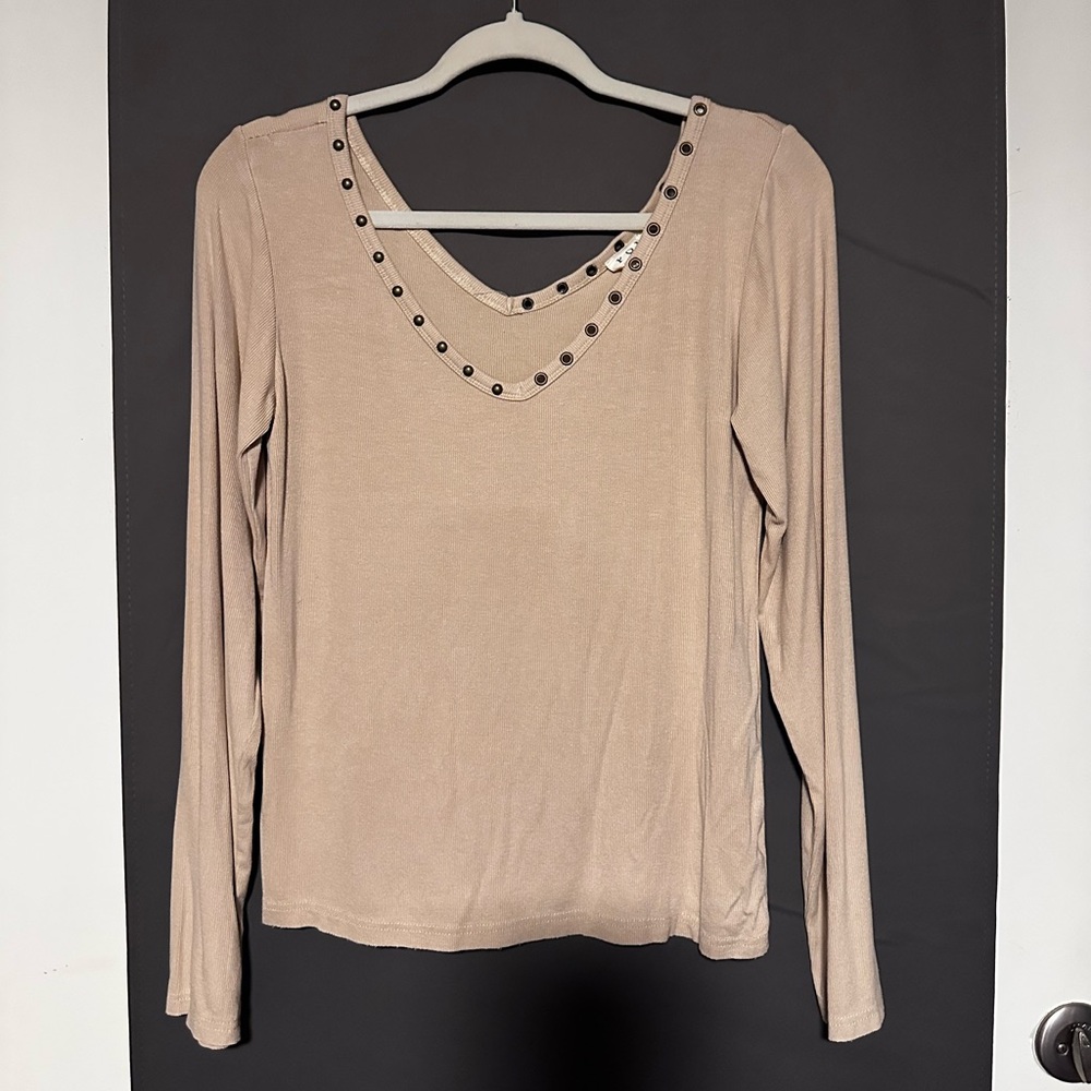 POL Top NWT